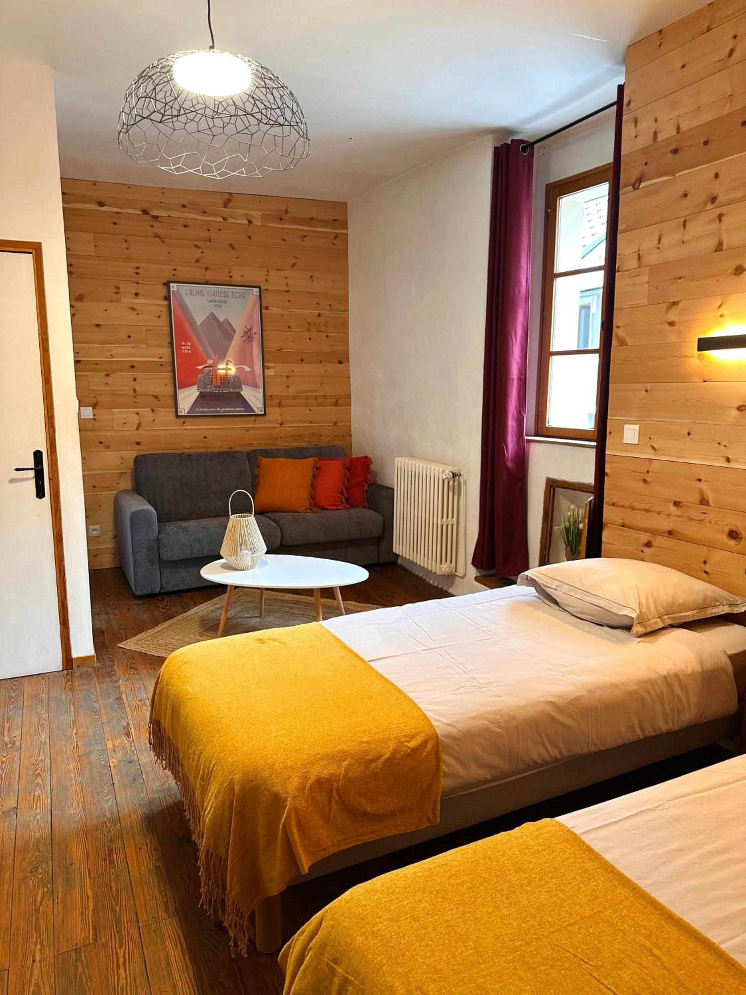 Auberge Le Glacier Bleu Mont-Dauphin Zewnętrze zdjęcie