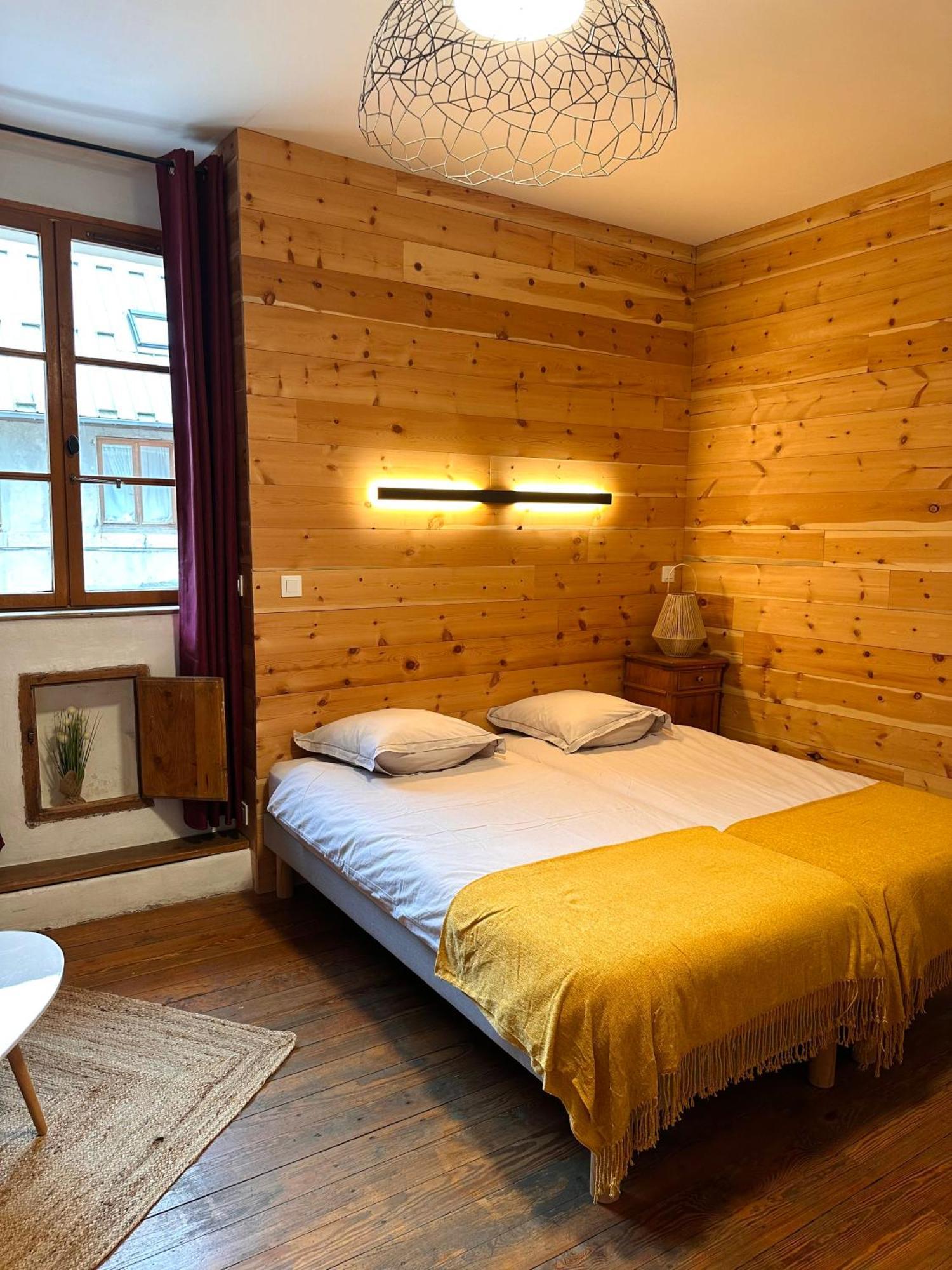 Auberge Le Glacier Bleu Mont-Dauphin Zewnętrze zdjęcie